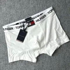 新品箱付き【トミーヒルフィガー】ロゴウエスト ボクサーパンツ S （M）白のサムネイル