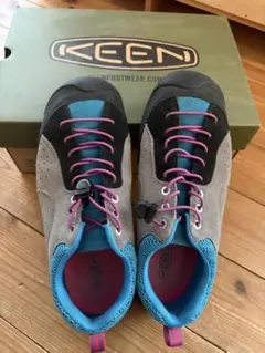 KEEN アウトドアシューズ