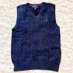 ケーブルニット ベスト