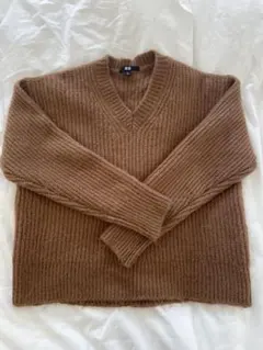 フラッフィVネックセーター