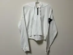 Reebok リーボック フード付きクロップドパーカー