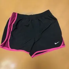 Nike DRI-FIT ランニング　ショートパンツ
