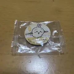 【新品】ちいかわ×くら寿司　うさぎ　缶バッジ