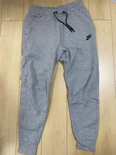 Nike グレー スウェットパンツ