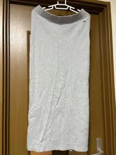 TOMMY タイトスカート！