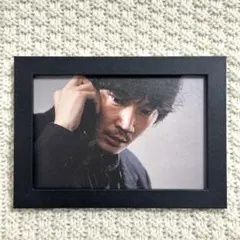 綾野剛 グッズ ポスター 写真 切り抜き 映画 ドラマ 額装 ④