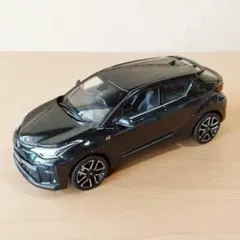 トヨタ C-HR GR SPORT カラーサンプル ブラックマイカ