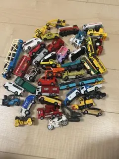 トミカ ミニカー　まとめ売りのサムネイル