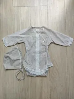 MONBEBE ベージュロンパース・カバーオール　Sサイズ