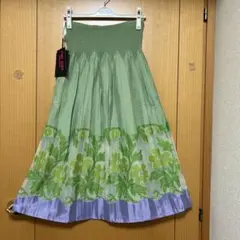 YUKI TORII フレアスカート グリーン 花柄のサムネイル