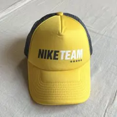 デッドストック　OLD NIKE　⭐︎　TEAMロゴ　メッシュキャップ　黄　Y2K