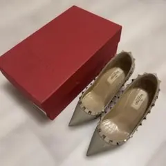 VALENTINO スタッズ付きハイヒール グレーのサムネイル