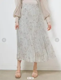 【新品未使用タグ付き】SNIDEL プリントプリーツスカート