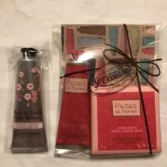 ロクシタン ハンドクリーム 30mL×2（チェリーブロッサム、ローズ）＋ソープ