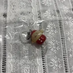 新品未使用　サンリオ　いちご　めじるしアクセサリー　ポムポムプリン
