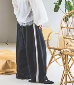 新品タグ付 LASUD サイドフリルパンツ 黒 ヤマダヤ - メルカリ