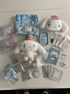 シナモロールグッズ詰め合わせ ポーチ・アクスタ・ぬいぐるみetc