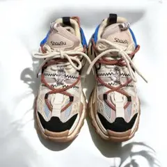 Item thumbnail for item 6a8f941a-d6c7-4f3c-b70b-8658c7b1ca24