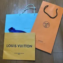 Item thumbnail for item dc62fe0a-3ca6-42c7-8d7f-c8dd9e2edf00