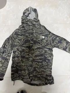 THE NORTH FACE 迷彩柄ジャケット