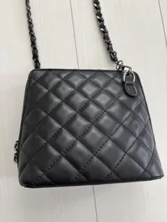 Item thumbnail for item 6eaac991-c0d8-4f50-8a33-1539e59fe771