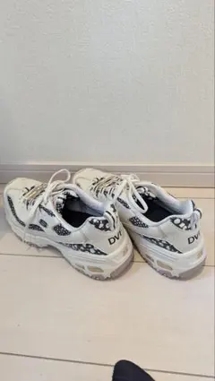 SKECHERS メッシュスニーカー ホワイト/ブラック