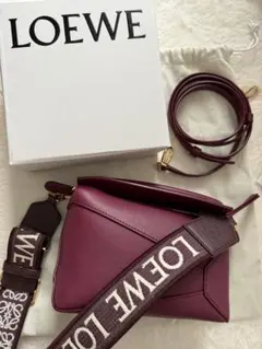 LOEWE ロエベ　パズルミニ　アナグラムストラップ付き　クリムゾンのサムネイル