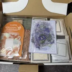 コラージュ素材まとめ売り ダンボール60サイズ詰め詰めセット - メルカリ