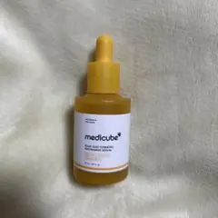 medicube メディキューブ コウジ酸ビタナイアシンセラム 30mlのサムネイル