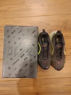 Nike Air Max 720 　28.5