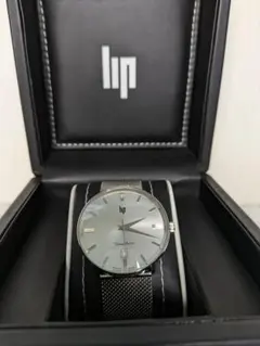 Item thumbnail for item dfd351f2-a4b5-4b74-afcb-23280d96b6a1