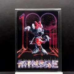 “MINNIE” ネオンポリゴン／Disney100ワンダーカード