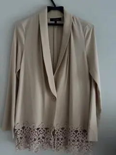 リエンダ　ジャケット　ベージュ