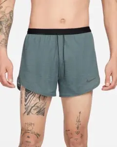 ナイキ ドライフィット ラン ディビジョン ピナクル M