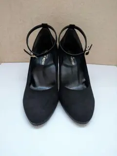 ストラップ付スエード調パンプス