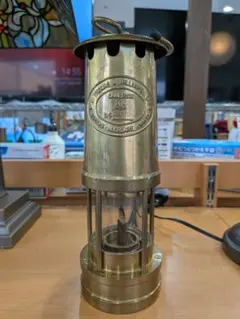 Item thumbnail for item 94ef27f0-e4e4-42b6-95d6-cb28cede1177