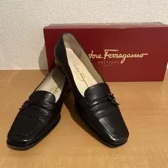 フェラガモ ローヒールパンプス サイズ5