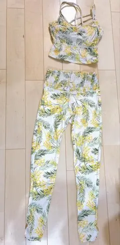 RAKURA フローラルプリント ヨガウェア セット