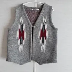 NIKO AND... グレー ニットベスト