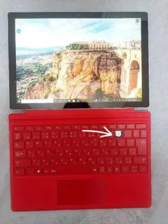 Microsoft Surface Pro 5レッドキーボード付き