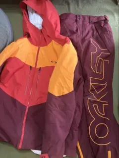 Oakley スノーボードウェア 上下