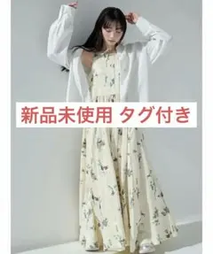 新品タグつき】snidel ボタニカルパターンキャミワンピース イエロー 1
