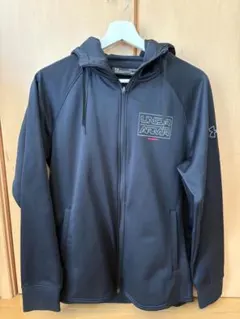 UNDER ARMOUR ブラック フルジップパーカー