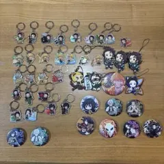 鬼滅の刃ご当地キーホルダー（２個取り付け部分なし） オマケ缶バッチ等