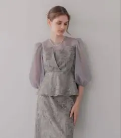 LEJAシアーパフスリーブペプラムスパンコール花柄Iラインドレス オケージョン