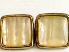 年代物 当時物 スクエア 大きめ イエロー黄色系 レトロvintageイヤリング