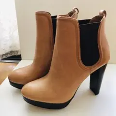 新品未使用　マイケル・コース ショートブーツ　本革　ヌメ革