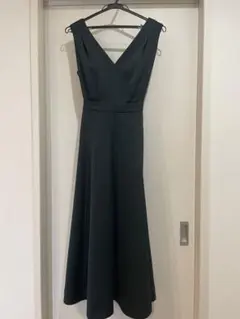 【美品】アーバンリサーチ　グリーン　ドレス　ノースリーブ　結婚式　お呼ばれドレスのサムネイル