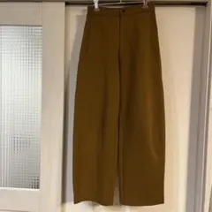 ユニクロ　ワイドフィットカーブジャージーパンツ　S