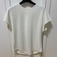 UNIQLO クレープジャージーフレンチスリーブTシャツ（半袖） ホワイト Sのサムネイル